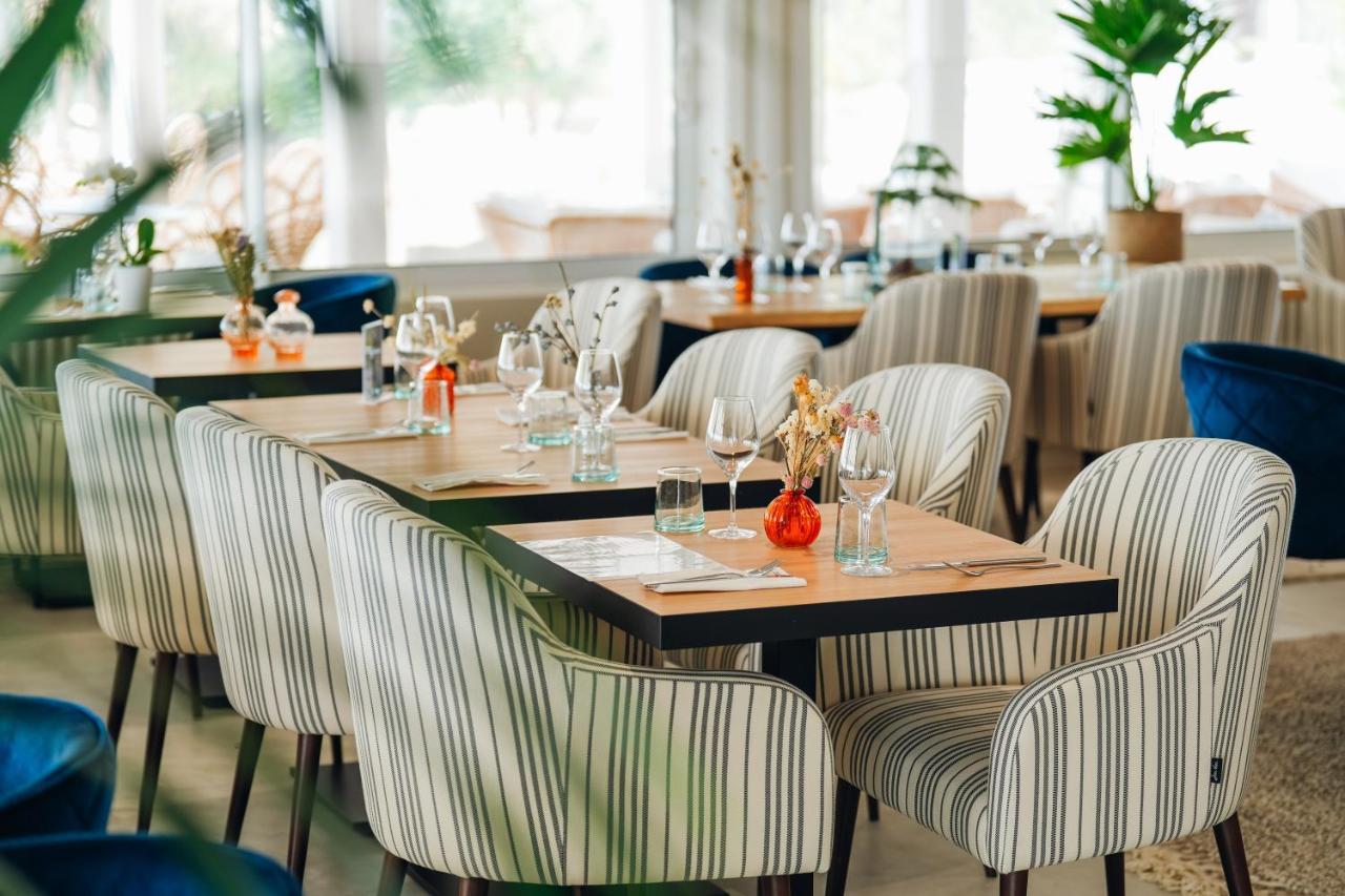 Hotel Le Noirmoutier بارْباتْرْ المظهر الخارجي الصورة