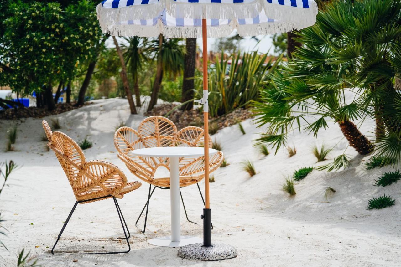 Hotel Le Noirmoutier بارْباتْرْ المظهر الخارجي الصورة