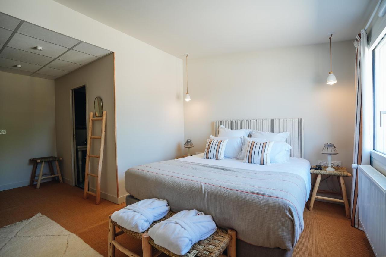 Hotel Le Noirmoutier بارْباتْرْ المظهر الخارجي الصورة