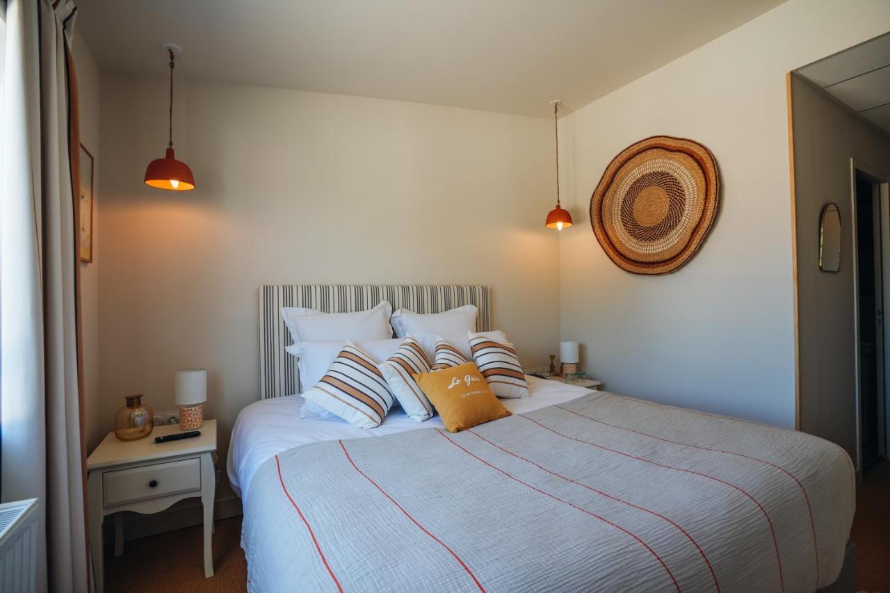 Hotel Le Noirmoutier بارْباتْرْ المظهر الخارجي الصورة