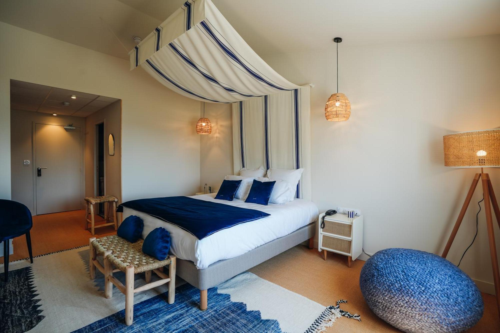 Hotel Le Noirmoutier بارْباتْرْ المظهر الخارجي الصورة